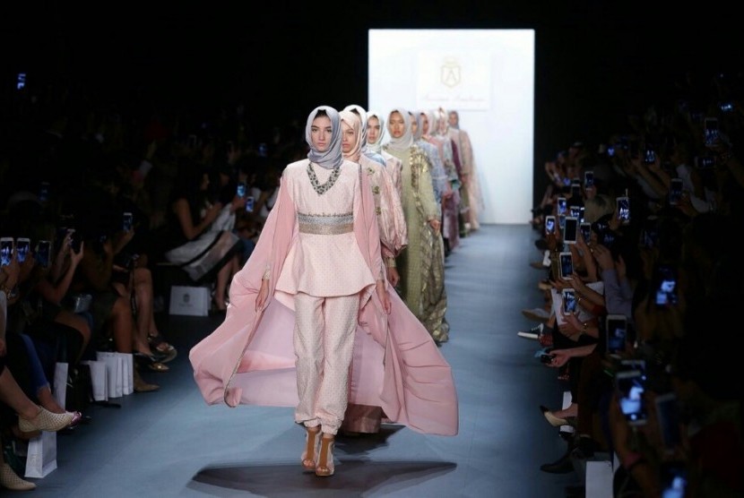 Fashion Show Muslim